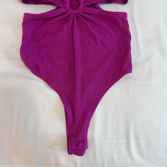 wild fable magenta cut-out bodysuit - Picture 5 of 9